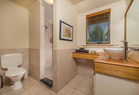 Chimes Spa Retreat - Accommodation Rockhampton 18