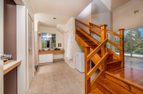 Chimes Spa Retreat - Accommodation Rockhampton 12