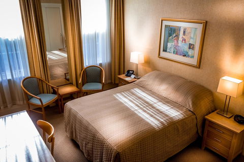 European Hotel - Accommodation Rockhampton 3