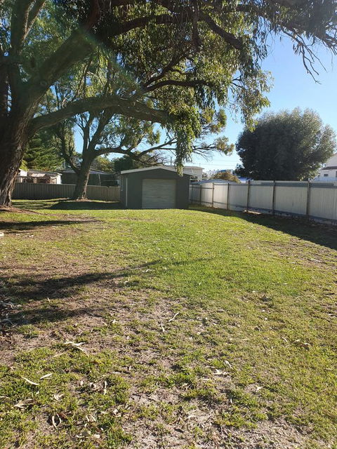 Just Chillin - Accommodation Rockhampton 5