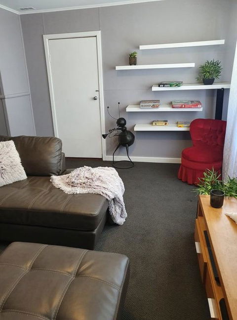 Just Chillin - Accommodation Rockhampton 9