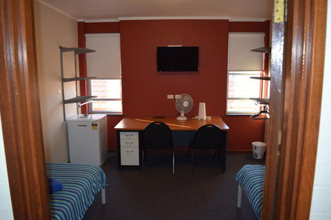 Beatty Lodge - Accommodation Rockhampton 5