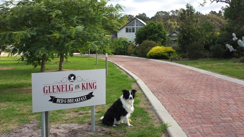 Glenelg On King Bed & Breakfast - Accommodation Rockhampton 12
