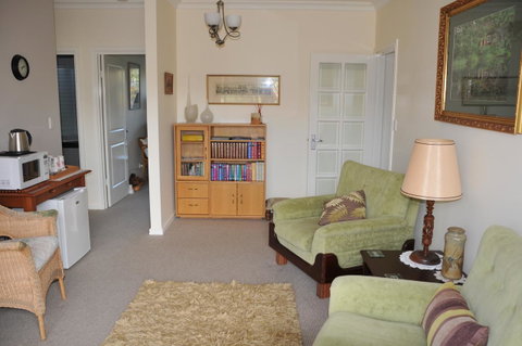 Glenelg On King Bed & Breakfast - Accommodation Rockhampton 20
