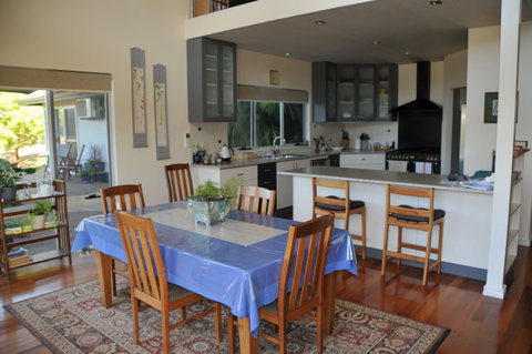 Glenelg On King Bed & Breakfast - Accommodation Rockhampton 22