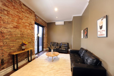 The Stirling Arms Hotel - Accommodation Rockhampton 31