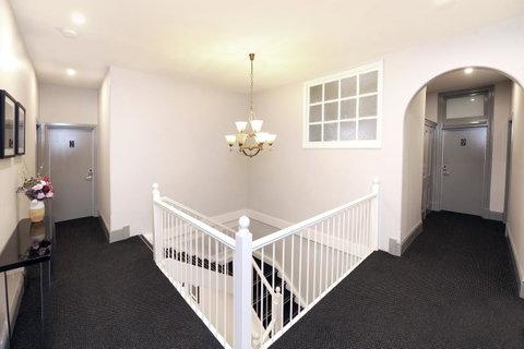 The Stirling Arms Hotel - Accommodation Rockhampton 19