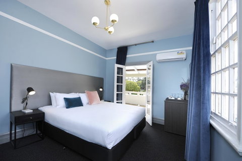 The Stirling Arms Hotel - Accommodation Rockhampton 0