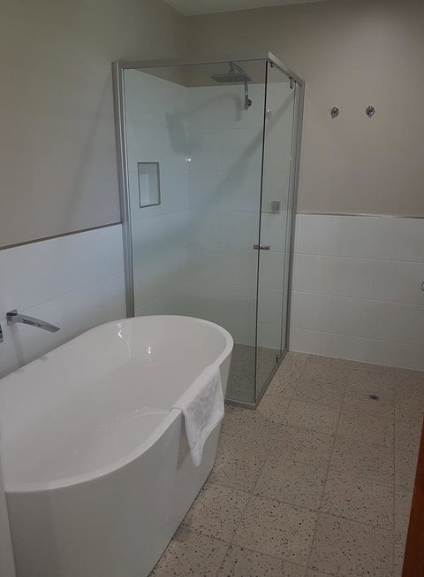 The Floating Forest - Accommodation Rockhampton 12