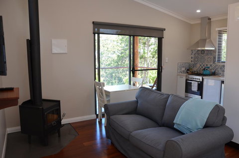 The Floating Forest - Accommodation Rockhampton 17