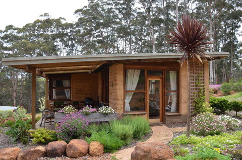 The Floating Forest - Accommodation Rockhampton 14