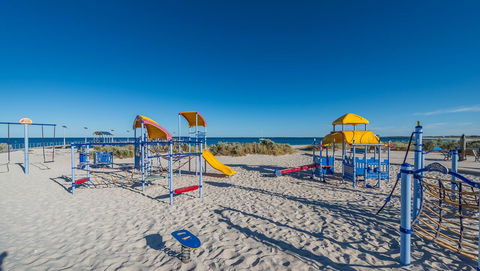 Ocean Beach Chalet 18 - Accommodation Rockhampton 27