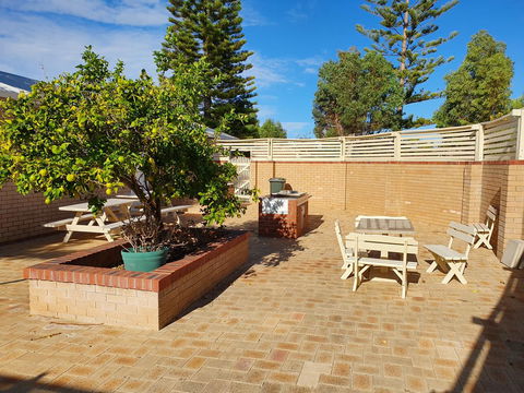 Ocean Beach Chalet 18 - Accommodation Rockhampton 10