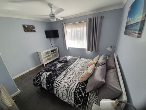 Ocean Beach Chalet 18 - Accommodation Rockhampton 9