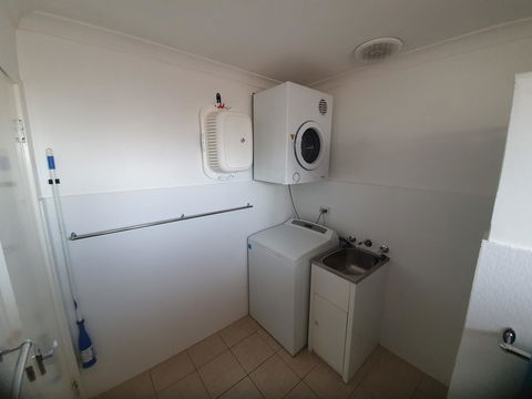 Ocean Beach Chalet 18 - Accommodation Rockhampton 6