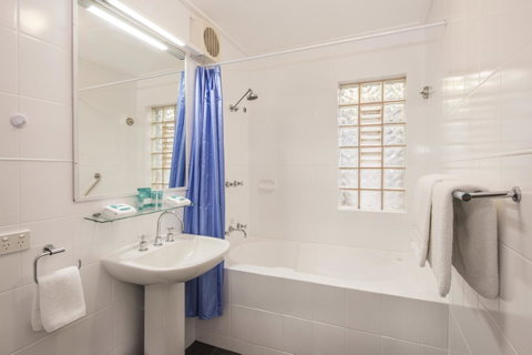 Broadwater Resort WA Tourism Awards 2024 Gold Winner - Accommodation Rockhampton 30