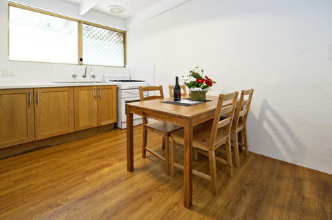 Peppermint Brook Cottages - Accommodation Rockhampton 3
