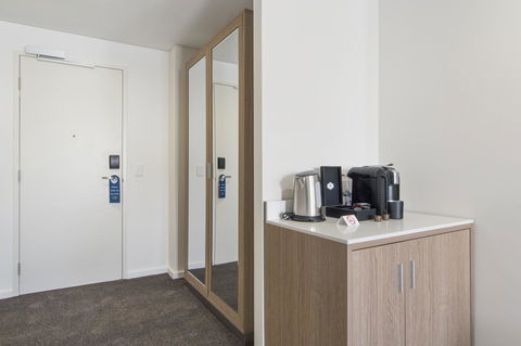Metro Hotel Perth - Accommodation Rockhampton 1