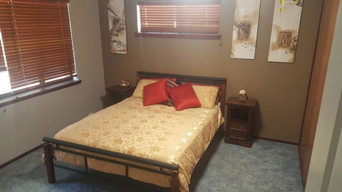 Whitlock Stays - Accommodation Rockhampton 13