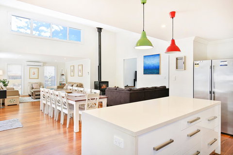 Calming Waters - Pet Friendly - Community Pool - Accommodation Rockhampton 13