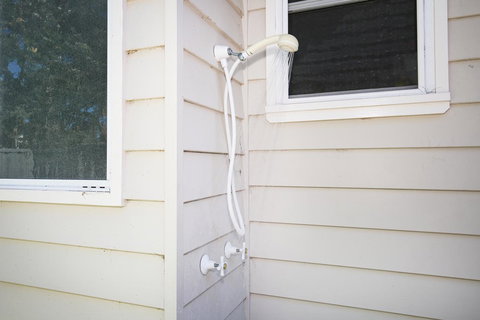 Calming Waters - Pet Friendly - Community Pool - Accommodation Rockhampton 31