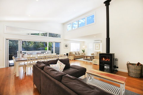 Calming Waters - Pet Friendly - Community Pool - Accommodation Rockhampton 2