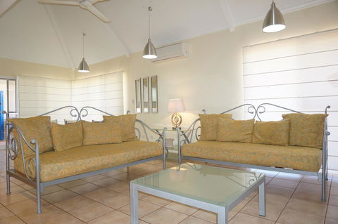 Osprey Holiday Village Unit 110 - Accommodation Rockhampton 2