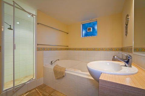 Osprey Holiday Village Unit 110 - Accommodation Rockhampton 15