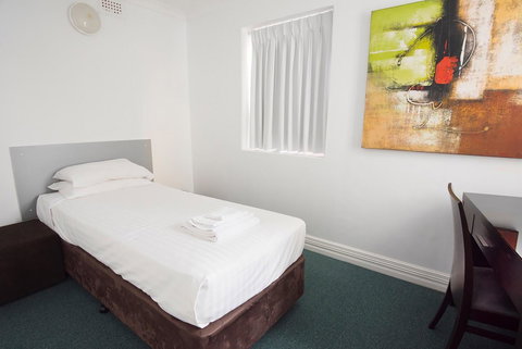 Akara Hotel - Accommodation Rockhampton 8
