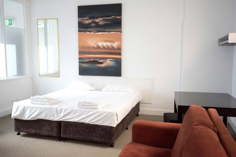 Akara Hotel - Accommodation Rockhampton 4