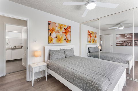 Laman Lodge, Unit 2, 15 Laman Street - Accommodation Rockhampton 9