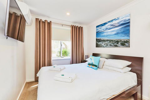 Cape View Beach Resort - Accommodation Rockhampton 2