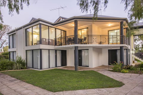 Cape View Beach Resort - Accommodation Rockhampton 28