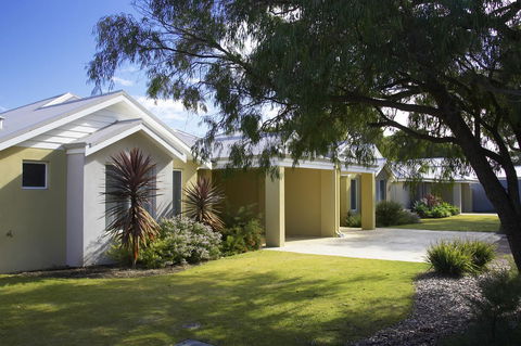 Cape View Beach Resort - Accommodation Rockhampton 30