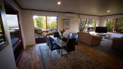 Karri Mia Chalets And Studios - Accommodation Rockhampton 13