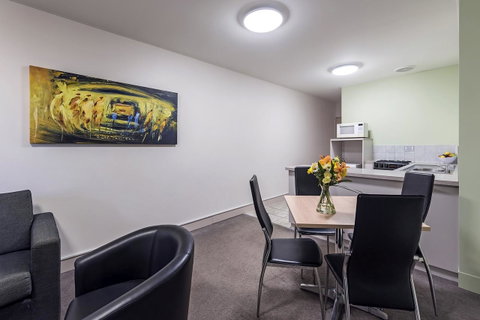 Comfort Inn & Suites Goodearth Perth - Accommodation Rockhampton 8