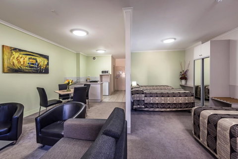 Comfort Inn & Suites Goodearth Perth - Accommodation Rockhampton 14