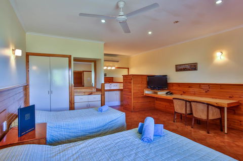 Kimberley Hotel - Accommodation Rockhampton 2