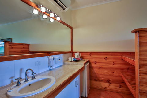 Kimberley Hotel - Accommodation Rockhampton 8