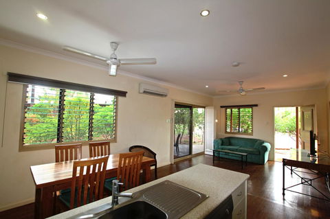 Kimberley Hotel - Accommodation Rockhampton 4