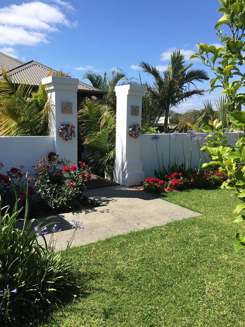 Bella Bali Gardens - Accommodation Rockhampton 1
