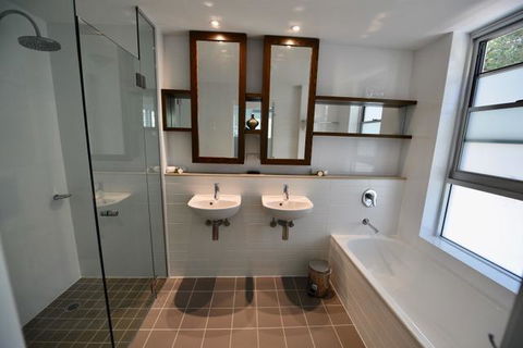 East On Byron - Accommodation Rockhampton 18