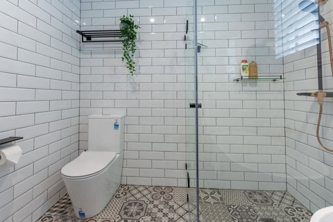 Heritage Townhouse Near Harbour Bridge - Accommodation Rockhampton 31