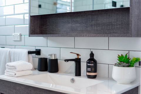 Heritage Townhouse Near Harbour Bridge - Accommodation Rockhampton 29