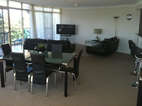 Northpoint Apartments - Accommodation Rockhampton 26