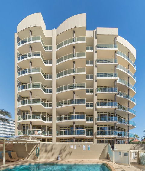 Northpoint Apartments - Accommodation Rockhampton 2