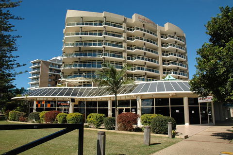 Northpoint Apartments - Accommodation Rockhampton 4