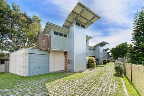 Crescent Head Spa Villa - Accommodation Rockhampton 0