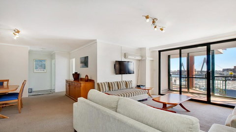 Darling Harbor Apartment - Accommodation Rockhampton 1