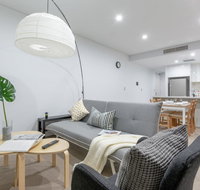 Inner City Stylish apt Walk to Green Square - Accommodation Rockhampton